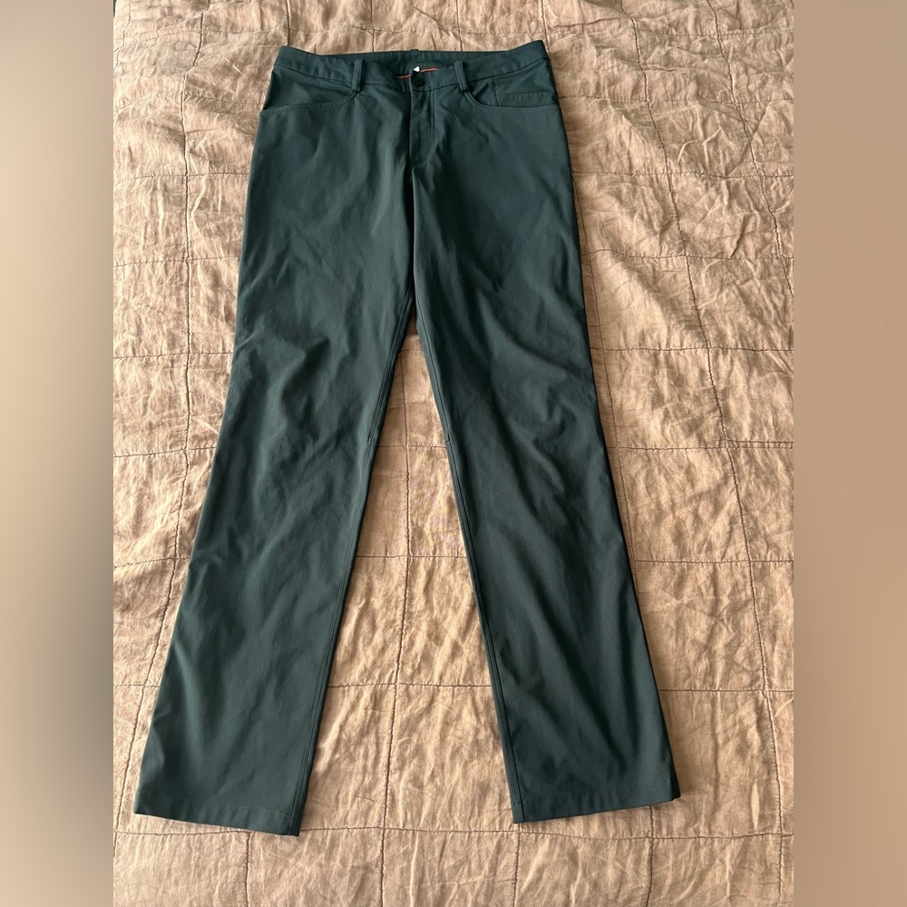 Lululemon Mens ABC Pant straight leg with Warpstreme in Dark Grey Size 34